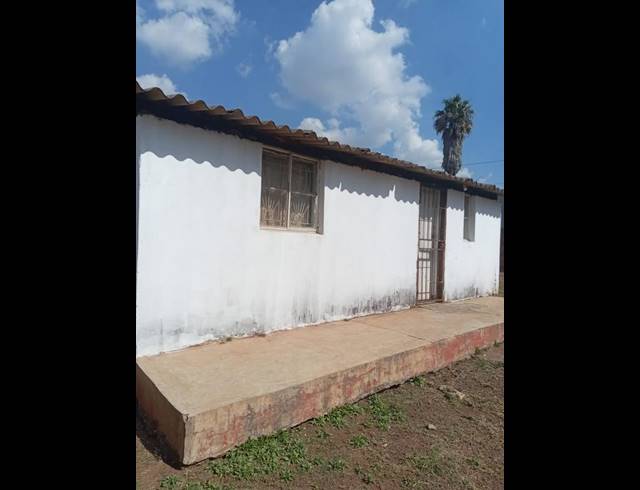2 BEDROOM HOUSE FOR SALE IN MAMELODI WEST